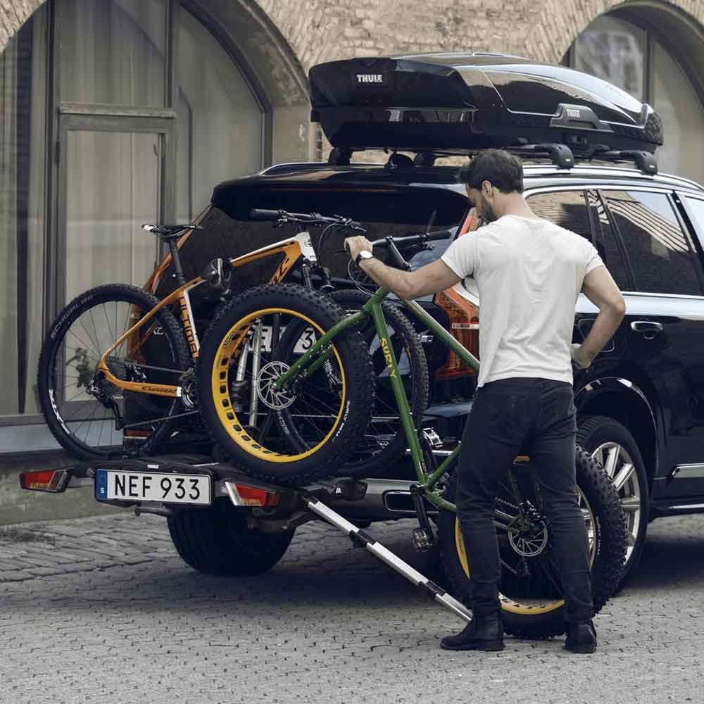 Thule EasyFold XT Hitch Bike Rack - 2-Bike, 1-1/4", 2" Receiver, Black